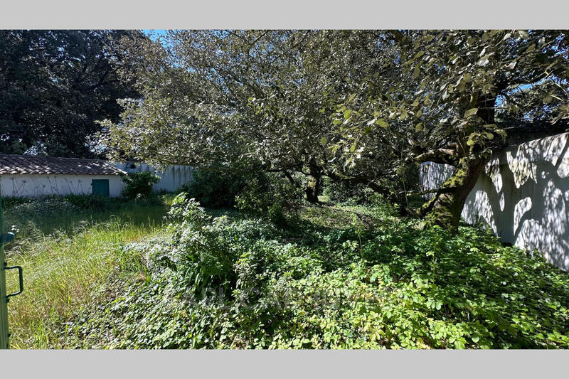 Maison - 180 m² - 8 pièces