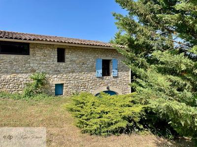 Maison - 259 m² - 7 pièces