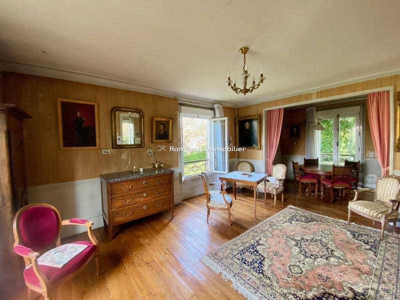 Maison - 190 m² - 9 pièces