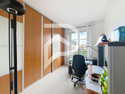 Appartement - 102 m² - 4 pièces