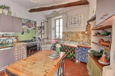 Appartement - 95 m² - 6 pièces