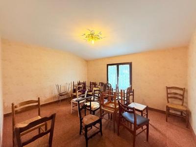 Maison - 160 m² - 8 pièces