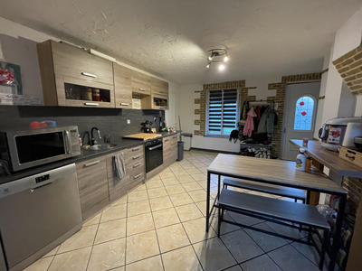 Maison - 100 m² - 4 pièces