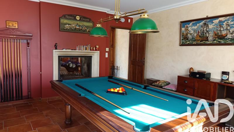 Maison - 246 m² - 8 pièces
