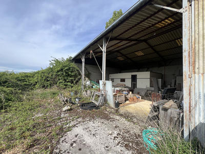 Entrepôt - 200 m² - 2 pièces