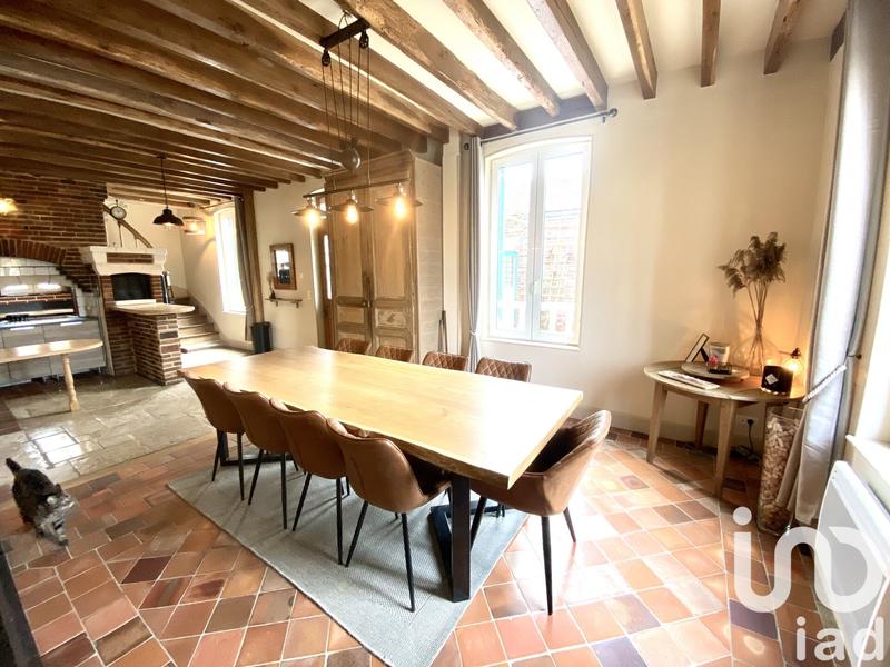 Maison - 209 m² - 5 pièces
