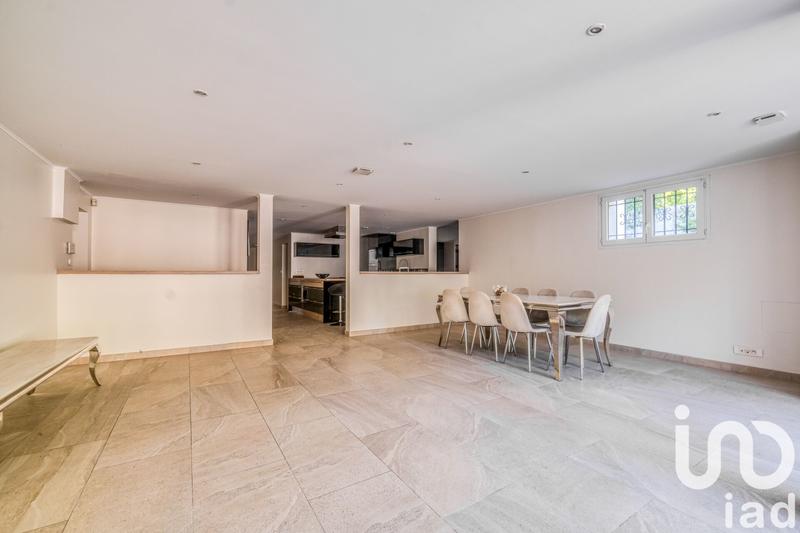 Maison de maîtres - 400 m² - 7 pièces