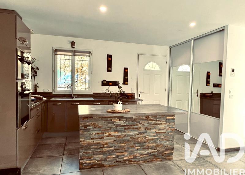 Maison - 120 m² - 5 pièces