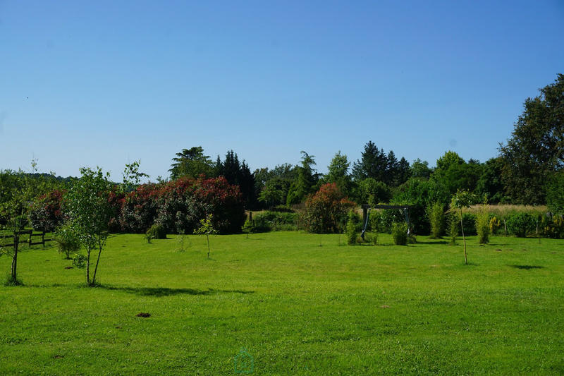 Maison - 215 m² - 7 pièces