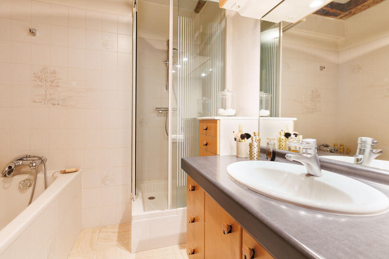 Appartement - 143 m² - 5 pièces