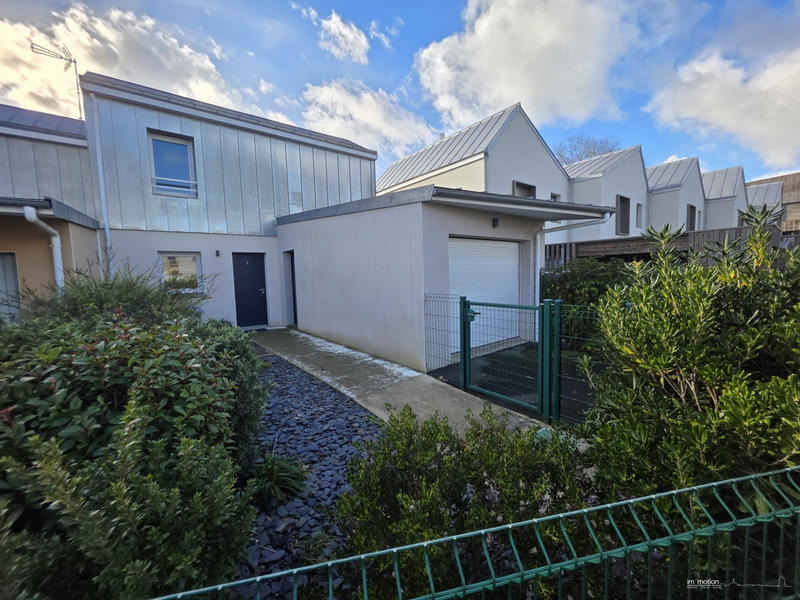 Maison - 84 m² - 4 pièces