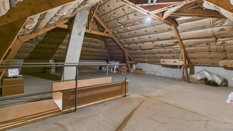 Maison - 93 m² - 4 pièces