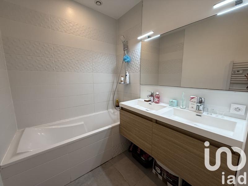 Appartement - 94 m² - 4 pièces