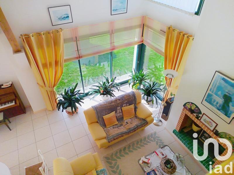 Maison - 227 m² - 8 pièces