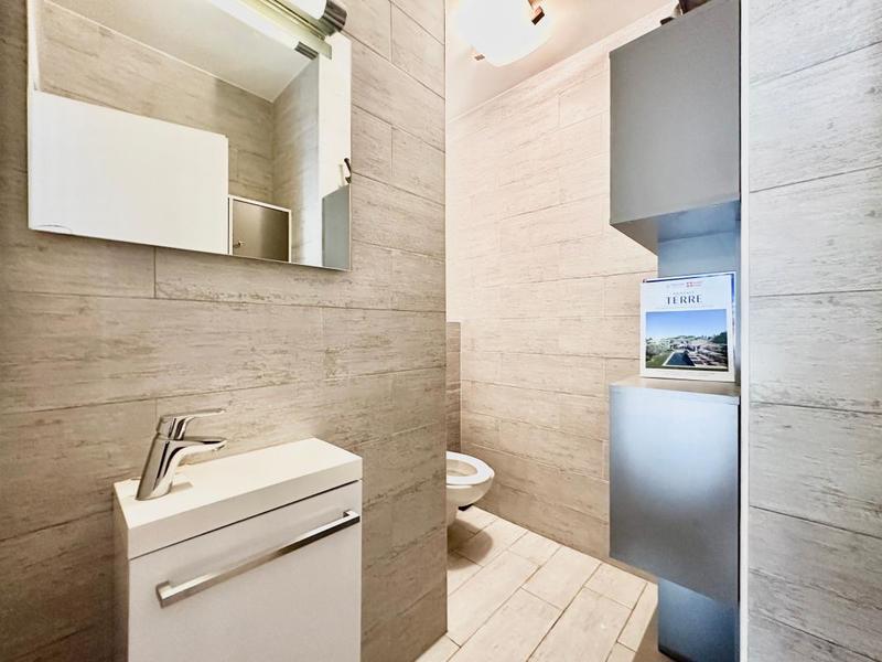 Appartement - 82 m² - 4 pièces