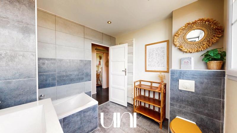 Duplex - 105 m² - 5 pièces