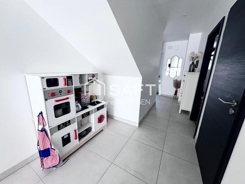 Maison - 158 m² - 6 pièces