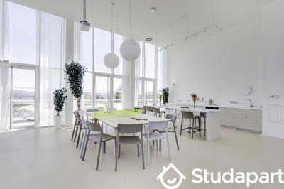 Chambre - 25 m² - 1 pièce