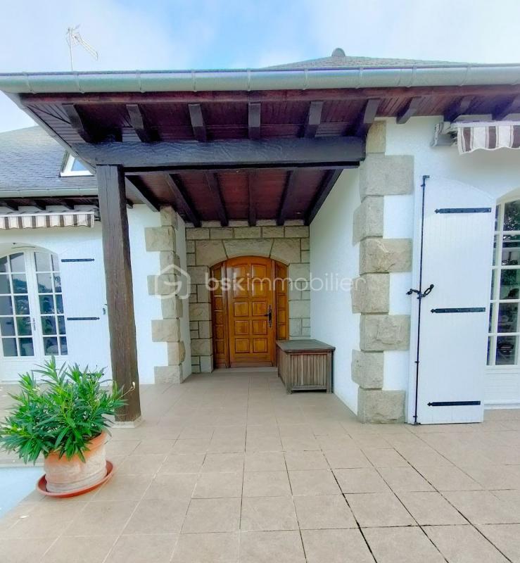 Propriété - 167 m² - 7 pièces