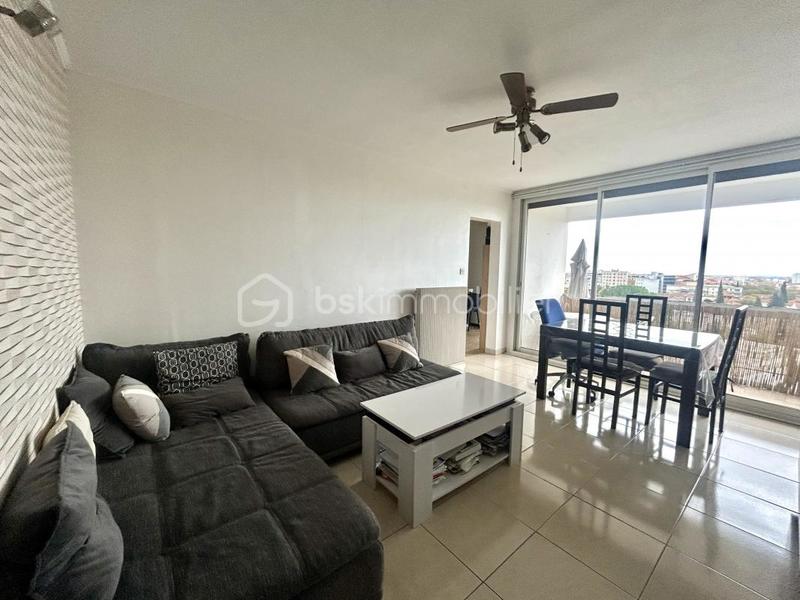 Appartement - 79 m² - 4 pièces