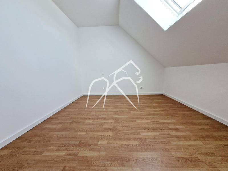 Maison - 91 m² - 5 pièces