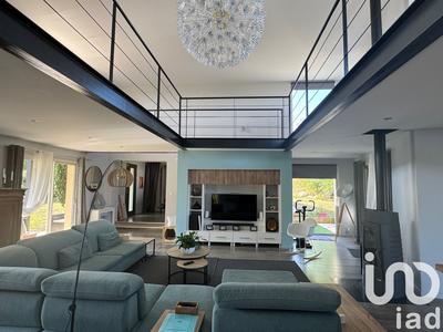 Maison de maîtres - 240 m² - 5 pièces