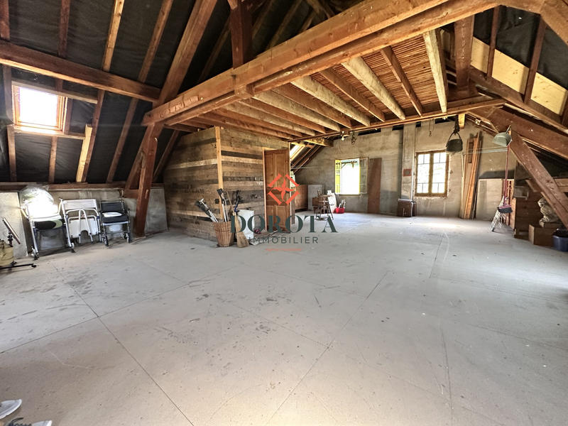 Maison ancienne - 141 m² - 6 pièces
