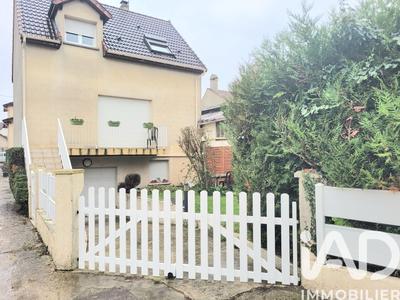 Maison - 85 m² - 5 pièces