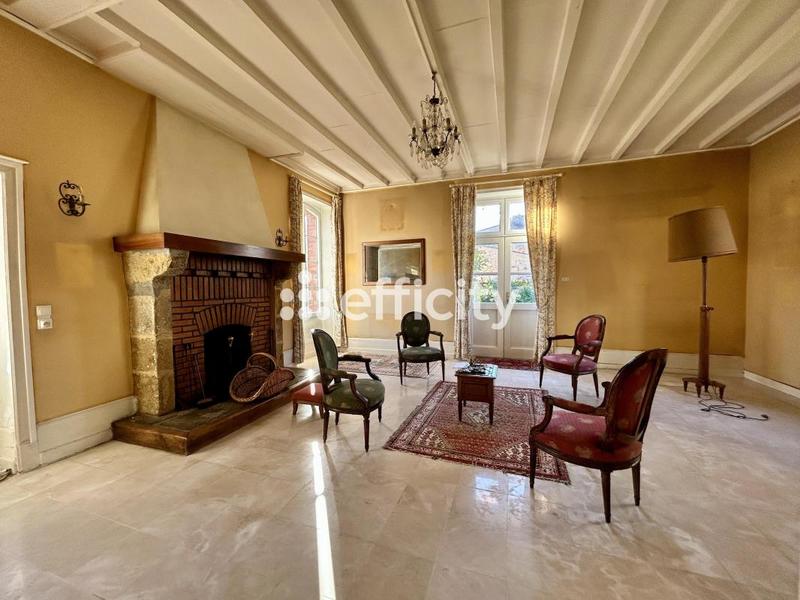 Maison - 180 m² - 8 pièces