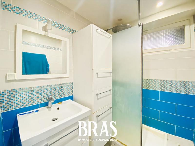 Appartement - 95 m² - 5 pièces