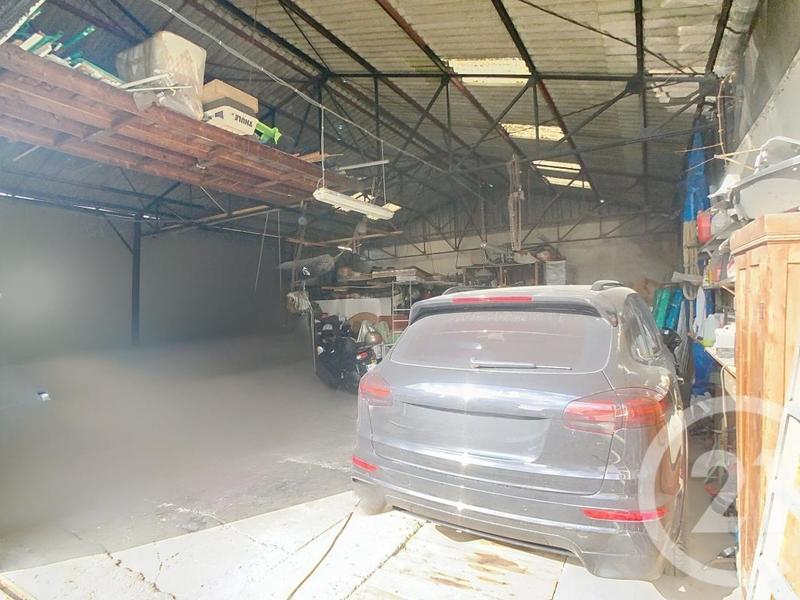 Pavillon - 180 m² - 8 pièces