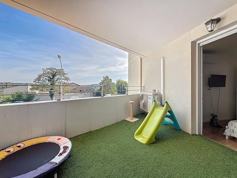 Appartement - 80 m² - 4 pièces