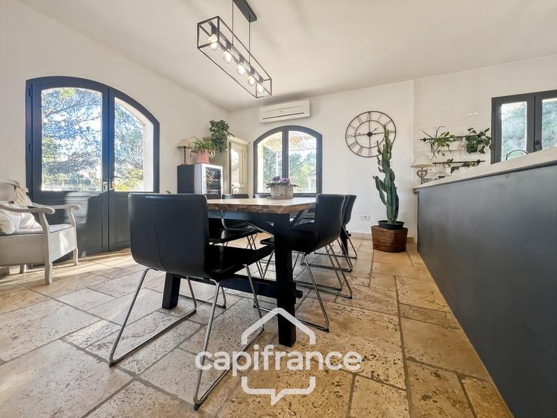 Maison d'architecte - 290 m² - 8 pièces