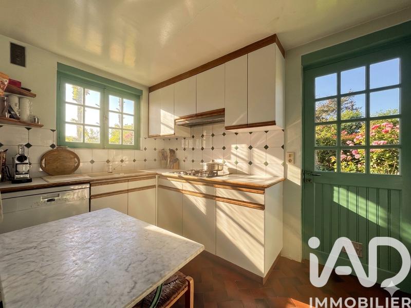 Maison - 138 m² - 6 pièces