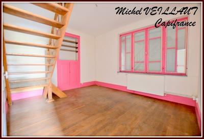 Maison - 95 m² - 8 pièces