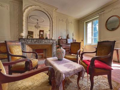 Maison de maîtres - 430 m² - 9 pièces