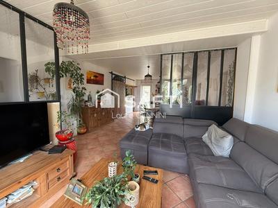 Maison - 184 m² - 10 pièces