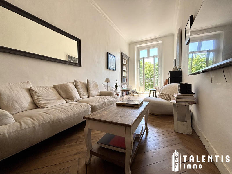 Appartement - 82 m² - 3 pièces