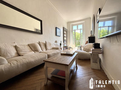 Appartement - 82 m² - 3 pièces