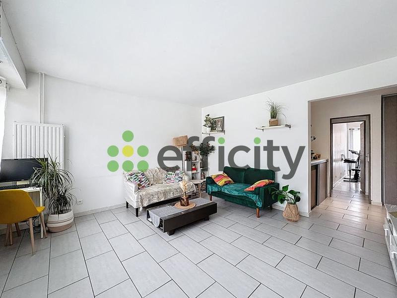 Appartement - 81 m² - 4 pièces