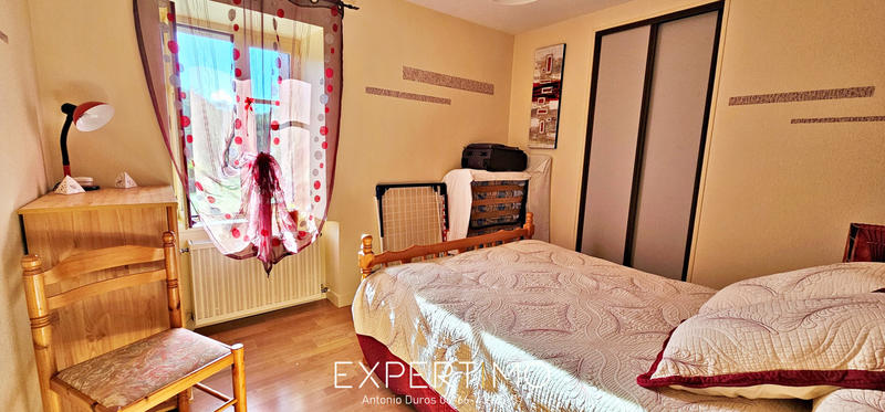 Propriété - 112 m² - 11 pièces