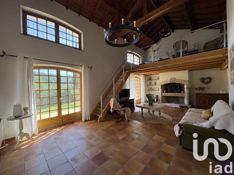 Maison - 173 m² - 9 pièces