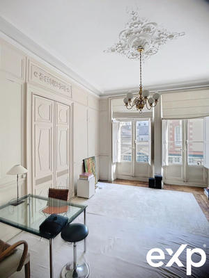 Appartement - 79 m² - 3 pièces