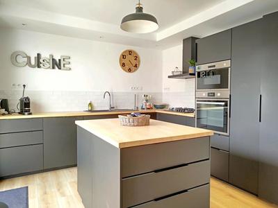 Maison - 145 m² - 4 pièces