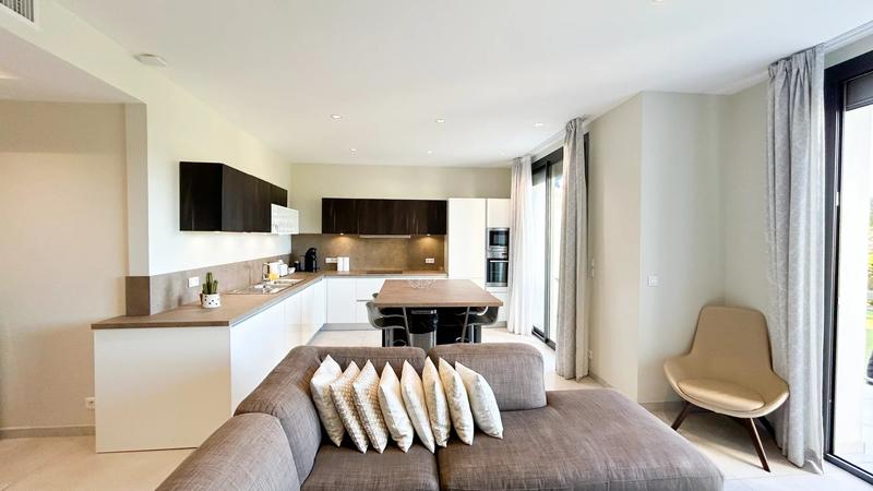 Appartement - 126 m² - 5 pièces