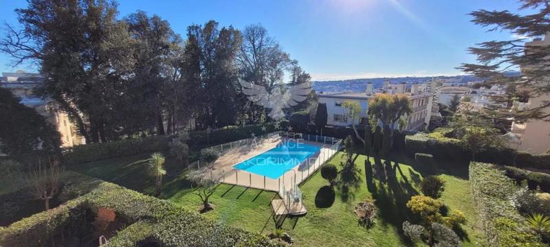 Appartement - 153 m² - 4 pièces