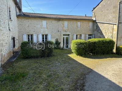 Maison ancienne - 194 m² - 7 pièces