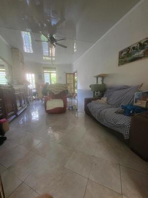 Maison - 139 m² - 8 pièces