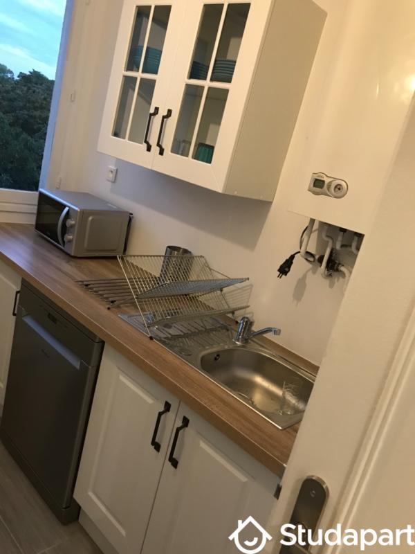 Chambre - 10 m² - 1 pièce