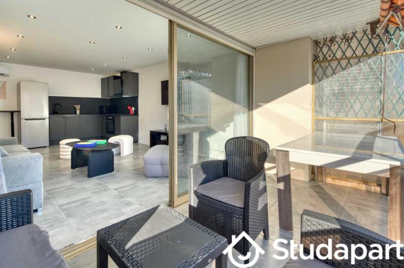 Appartement - 60 m² - 2 pièces